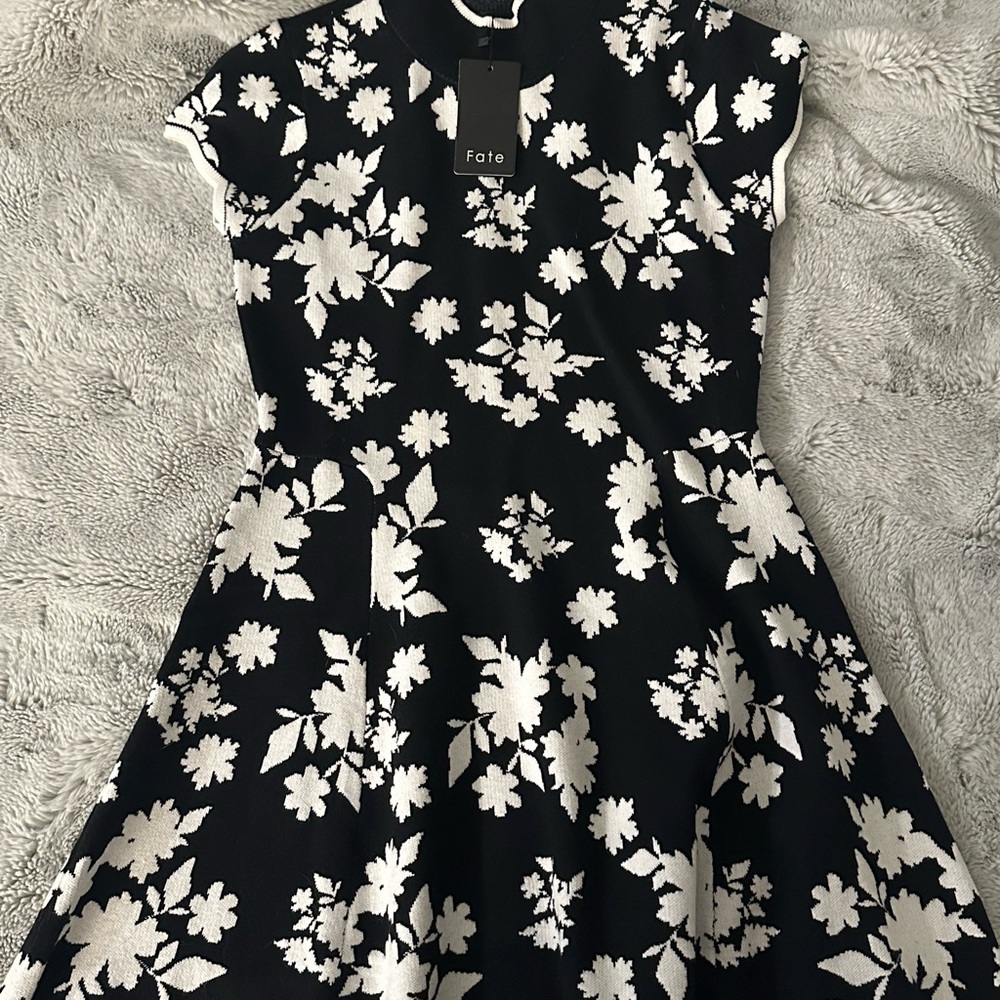 Fate Black and White Floral Dress